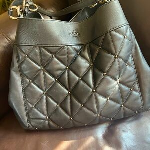 Medium size coach bag. Gently used, good condition.
